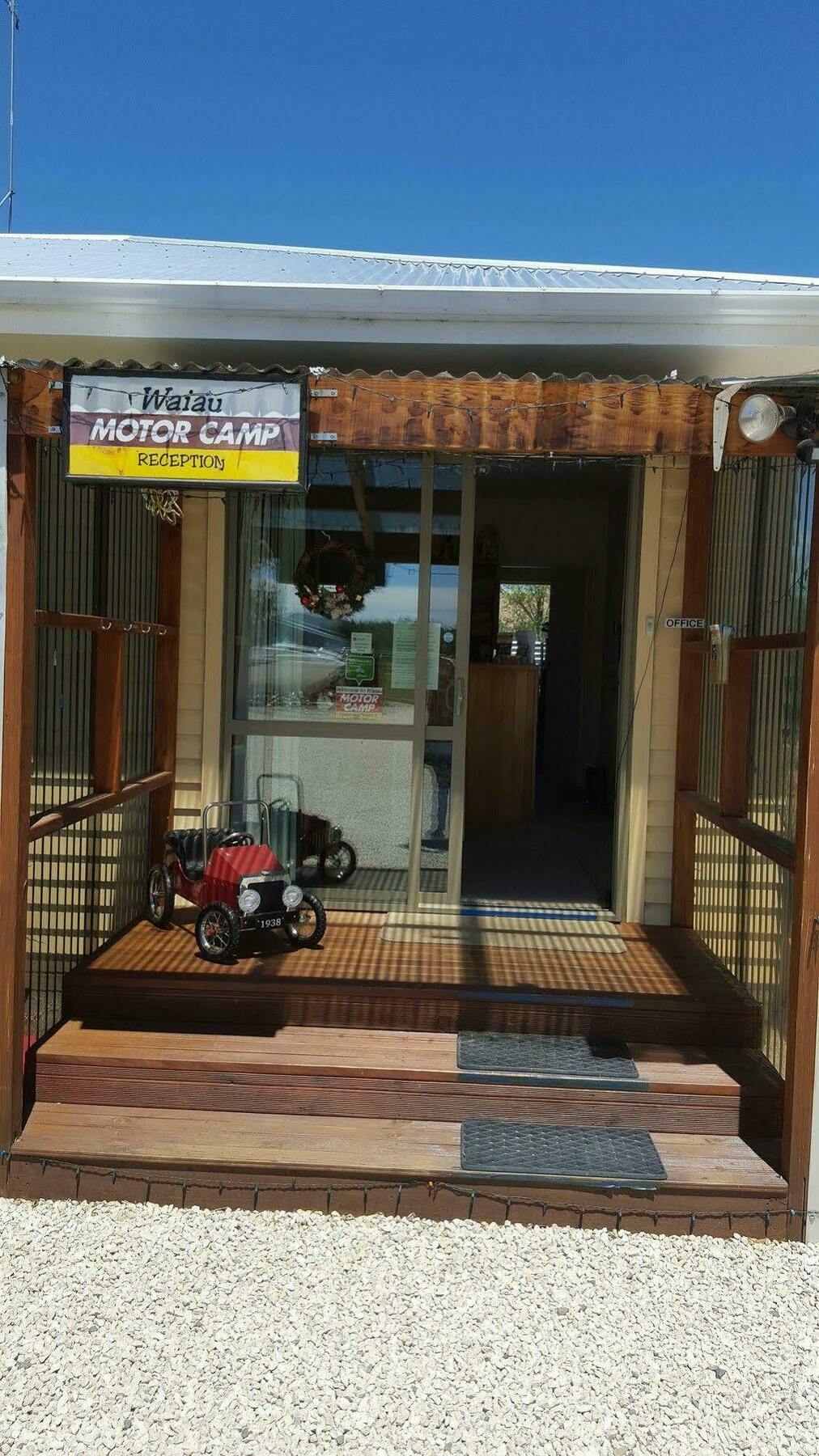 Waiau Motor Camp & Cabins ภายนอก รูปภาพ