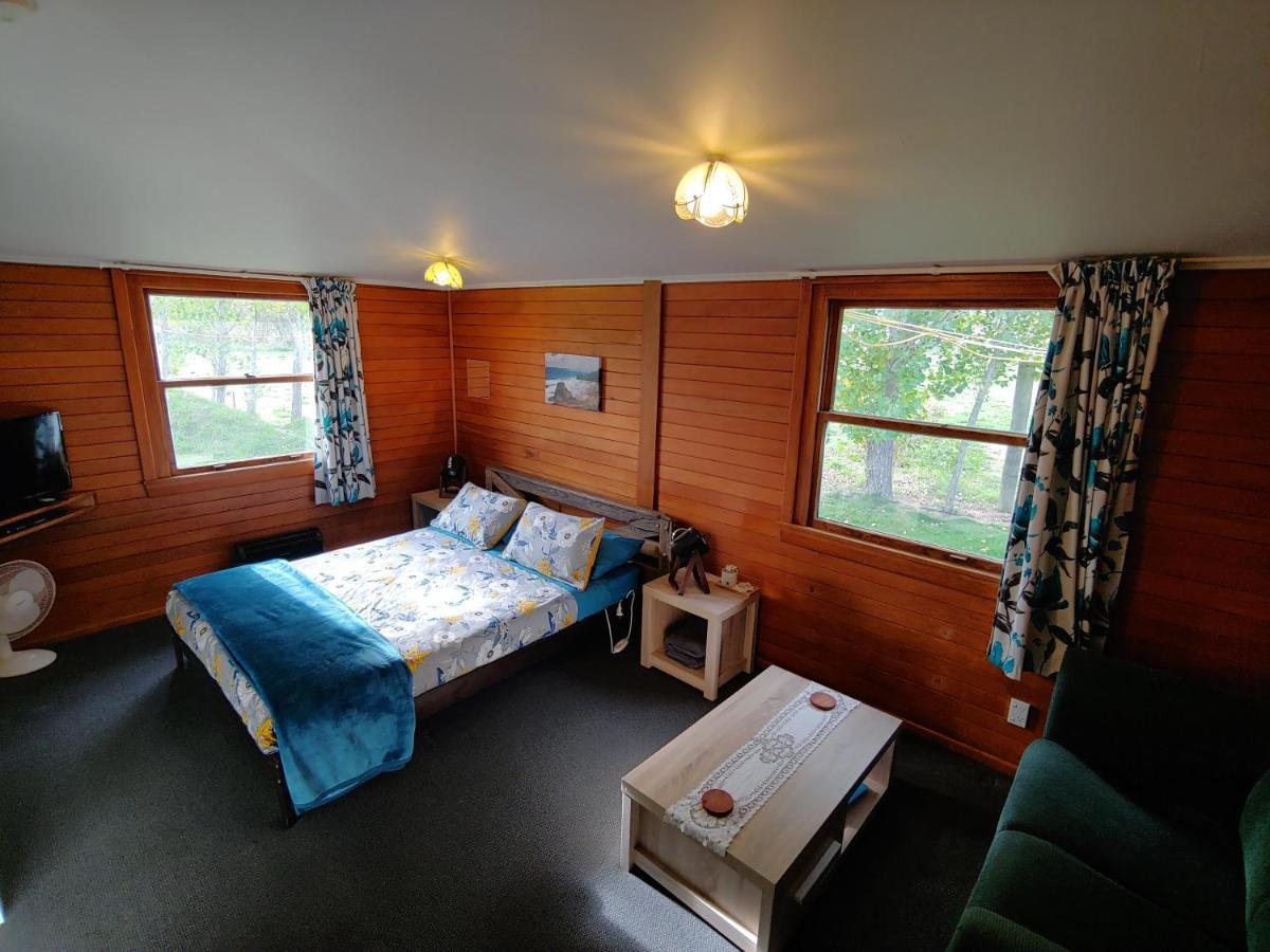 Waiau Motor Camp & Cabins ภายนอก รูปภาพ